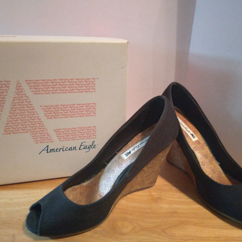 American Eagle Outfitters Black and Tan Wedge Peep Toe Shoes